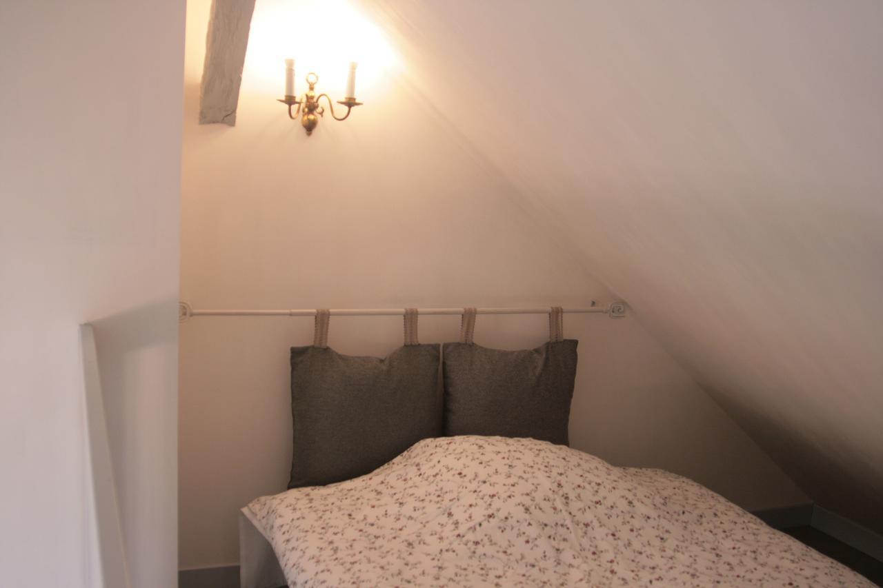 Domaine Des Douves Bed & Breakfast Ancy-le-Franc Ngoại thất bức ảnh